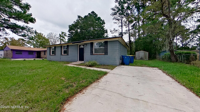 11717 Kingfisher Ln E in Jacksonville, FL - Building Photo - Building Photo