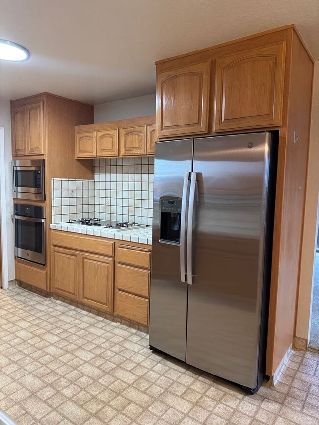 370 Wright Ave in Morgan Hill, CA - Building Photo - Building Photo