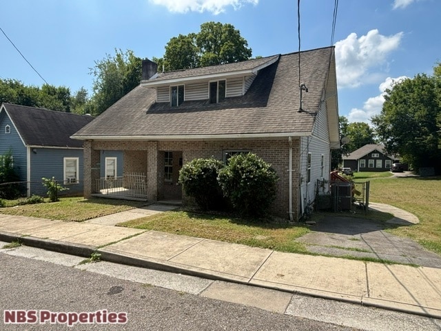 property at 1630 Wallace St
