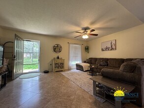 115 4th Ave in Shalimar, FL - Building Photo - Building Photo