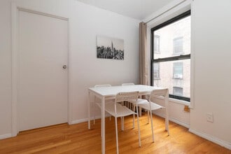 317 E 93rd St, Unit ID1058690P in New York, NY - Foto de edificio - Building Photo