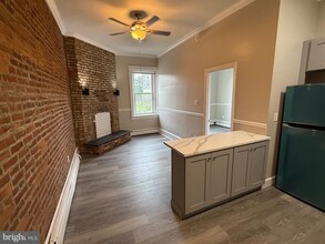 6632 Germantown Ave in Philadelphia, PA - Building Photo - Building Photo
