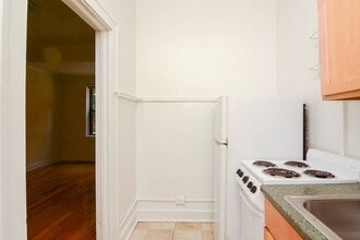 541 W Arlington Pl in Chicago, IL - Foto de edificio - Building Photo