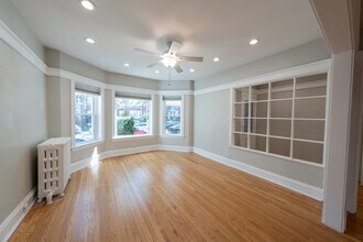 1460 W Foster Ave in Chicago, IL - Building Photo - Building Photo