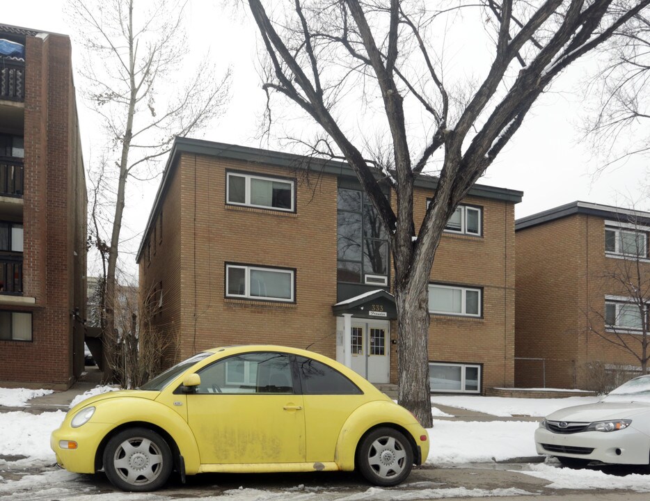 333 19th Ave SW in Calgary, AB - Building Photo