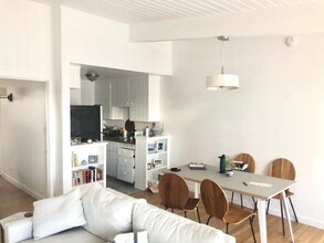 1246 N Sweetzer Ave in West Hollywood, CA - Building Photo - Building Photo