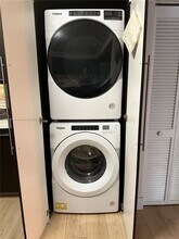 55 Ocean Ln Dr in Key Biscayne, FL - Building Photo - Building Photo