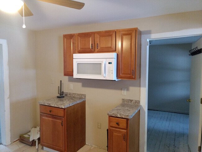 9707 State Rd in Glenwood, NY - Building Photo - Building Photo