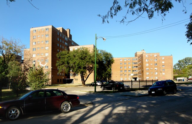 Dearborn Homes in Chicago, IL - Foto de edificio - Building Photo