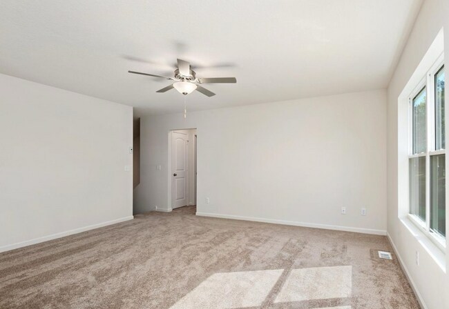 1026 White Tail Ln in Montrose, MN - Building Photo - Building Photo