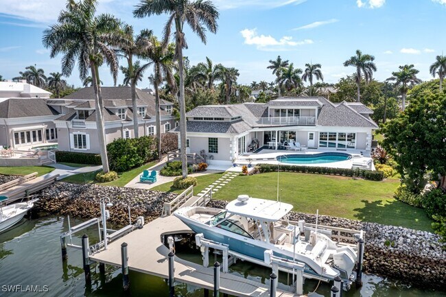 3135 Fort Charles Dr