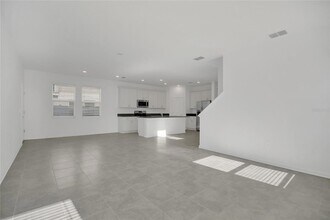 2048 Shaggy Fisher Dr in Apopka, FL - Building Photo - Building Photo