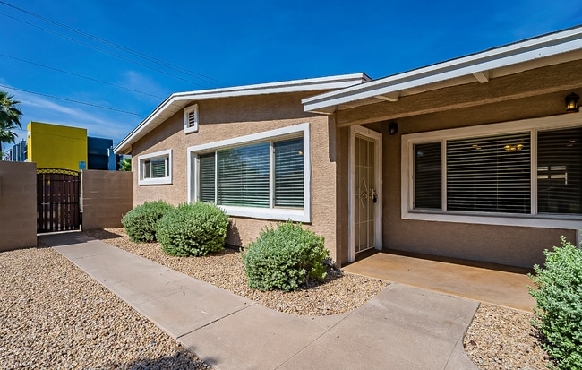 818 W Osborn Rd, Unit A