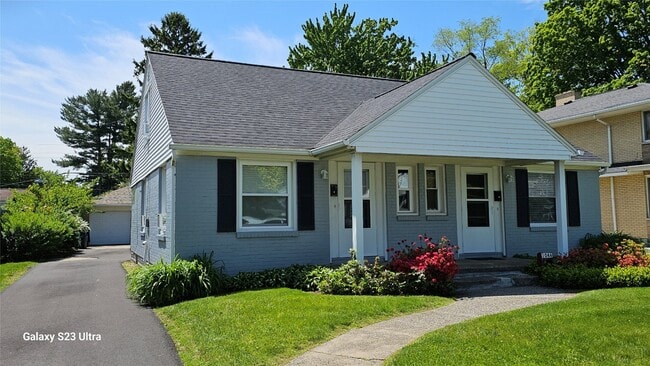 property at 1046 Grace St