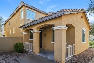 129 E Catclaw St in Gilbert, AZ - Building Photo