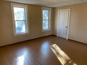 736 Jackson St-Unit -Upper in Wausau, WI - Building Photo - Building Photo