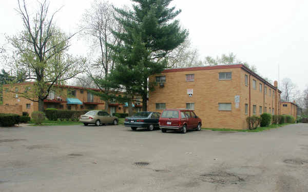 6006-6020 Lantana Ave in Cincinnati, OH - Building Photo - Building Photo