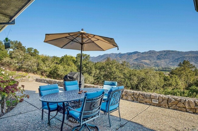 3397 St Helena Hwy in St Helena, CA - Building Photo - Building Photo