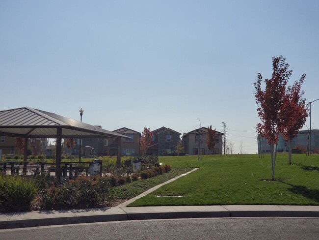 4248 Vittorio Dr in Roseville, CA - Building Photo - Building Photo
