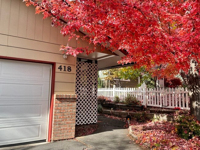 418 N Laguna St, Unit #B in Klamath Falls, OR - Building Photo - Building Photo