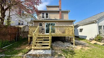 58 Jackson St in Edwardsville, PA - Building Photo