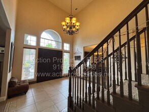 4726 Abbey Hill in Granite Bay, CA - Foto de edificio - Building Photo