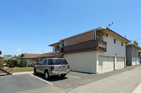 7572 Volga Dr in Huntington Beach, CA - Building Photo - Building Photo