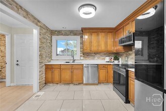 12502 Apache Ave, Unit 20 in Savannah, GA - Foto de edificio - Building Photo