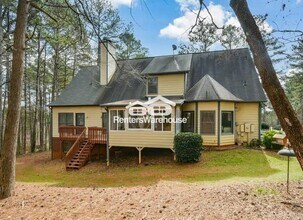 2051 E Piedmont Rd in Marietta, GA - Foto de edificio - Building Photo