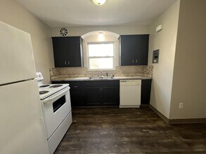 312.5 Lenox Ave-Unit -312.5 in Forest Hills, PA - Foto de edificio - Building Photo
