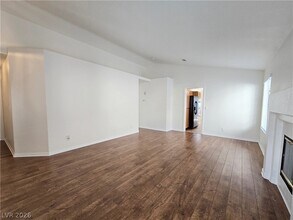 1825 Imperial Cup Dr in Las Vegas, NV - Foto de edificio - Building Photo