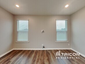 233 John Stark Dr in Fuquay Varina, NC - Building Photo - Building Photo