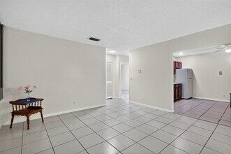 274 SW 9th St in Dania Beach, FL - Building Photo - Building Photo