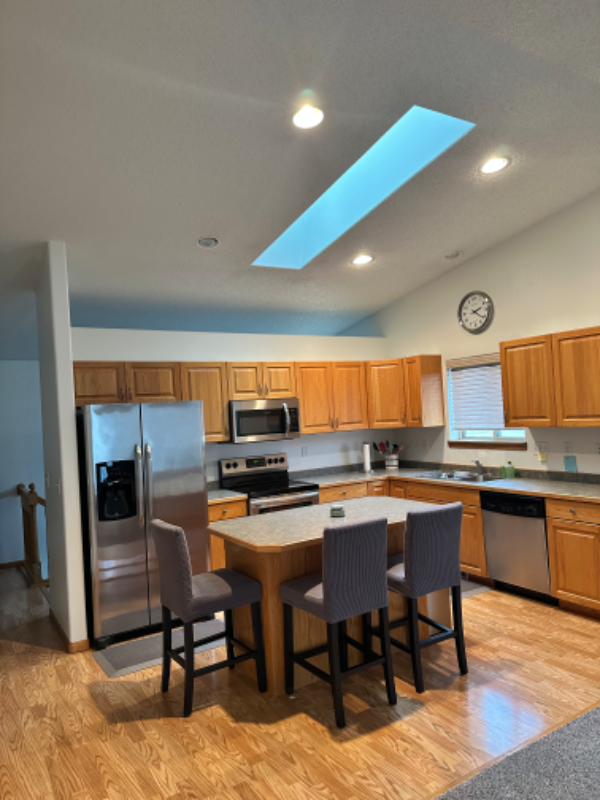 1058 Parkway Dr in West Fargo, ND - Building Photo - Building Photo