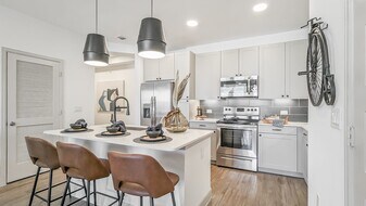 Varenna Lakeside in Georgetown, TX - Building Photo