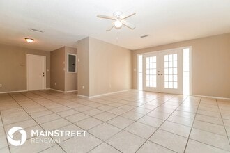 9185 Chase St in Spring Hill, FL - Building Photo - Building Photo