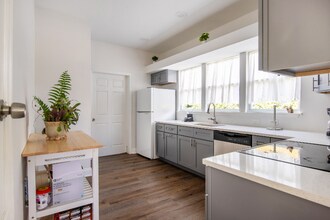 1023 E Broad St in Tampa, FL - Building Photo - Building Photo