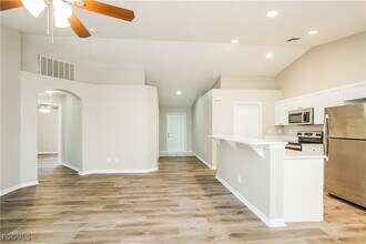 1001 NW 19th St in Cape Coral, FL - Building Photo - Building Photo