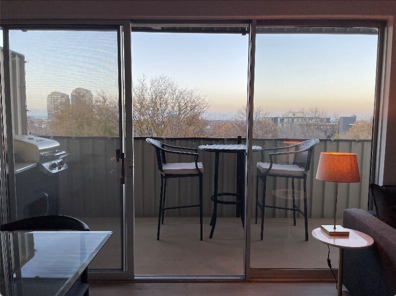 1313 Steele St, Unit 605 in Denver, CO - Building Photo