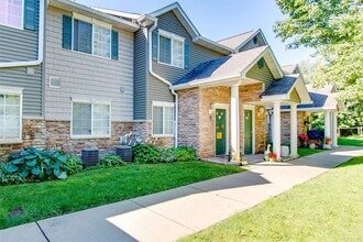 KALAMAZOO VILLAGES in Kalamazoo, MI - Foto de edificio - Building Photo