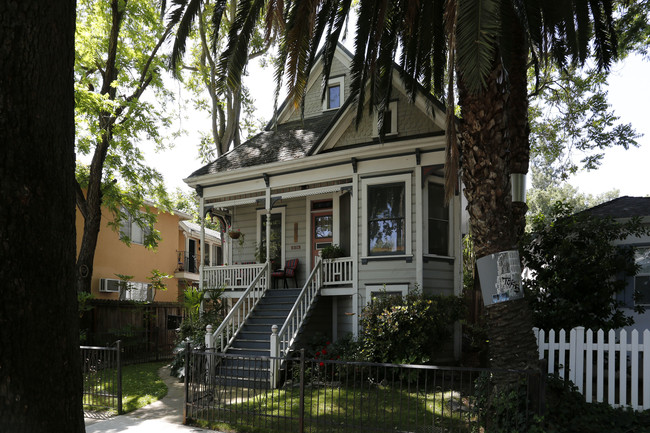 2312 N St in Sacramento, CA - Foto de edificio - Building Photo