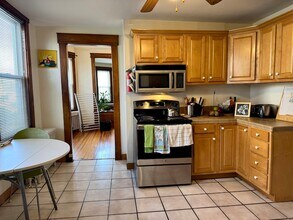 32 Dayton St in New Haven, CT - Building Photo - Building Photo