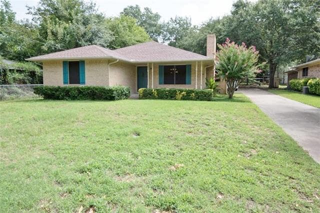 property at 104 Harbor Haven St