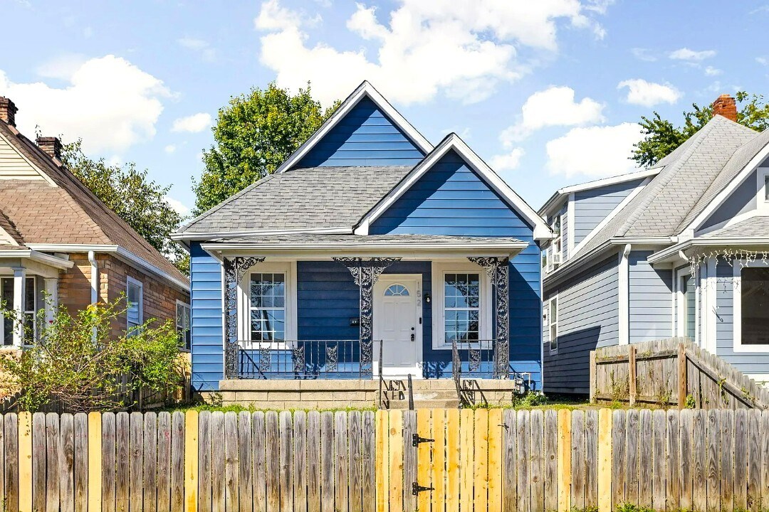 1526 Lawton Ave in Indianapolis, IN - Building Photo