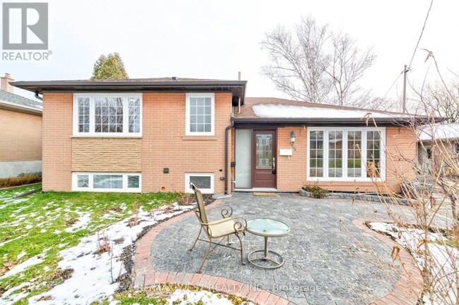 property at 1328 Pinegrove Rd