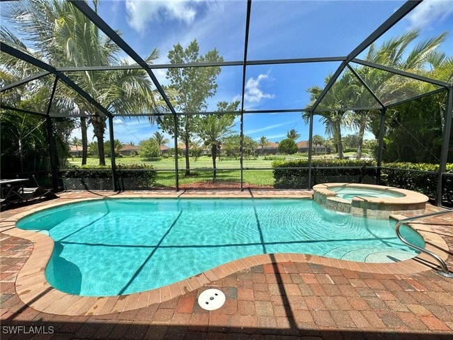 28518 Westmeath Ct in Bonita Springs, FL - Building Photo - Building Photo