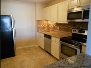 400 Savin Hill Ave in Boston, MA - Building Photo - Building Photo