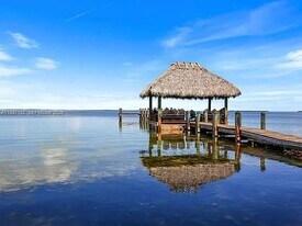 202 Sanctuary Dr. in Key Largo, FL - Building Photo