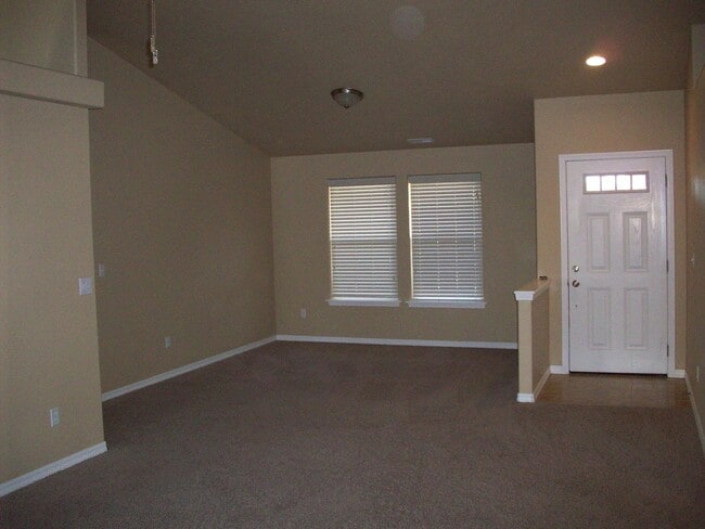 6310 W 6th Ave in Kennewick, WA - Building Photo - Building Photo