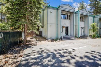 3200 N Lake Blvd, Unit Dollar Hill I #16 in Tahoe City, CA - Building Photo - Building Photo
